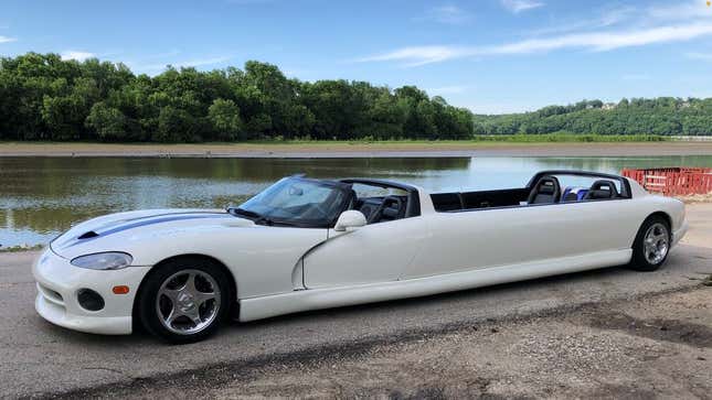 Dodge Viper limousine