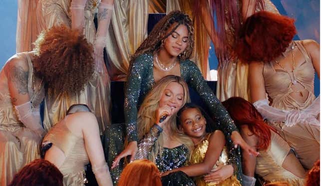 Image for article titled Did Beyonce Bring Out Daughter Rumi During Cowboy Carter Tour As Response to Kanye? Fans Have Theories