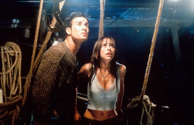 (from left) Freddie Prinze Jr. and Jennifer Love Hewitt in I Know What You Did Last Summer.