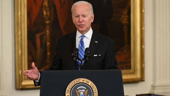 Image for article titled Biden Delivers Rousing Speech on Abortion, But His Executive Order Is Lackluster
