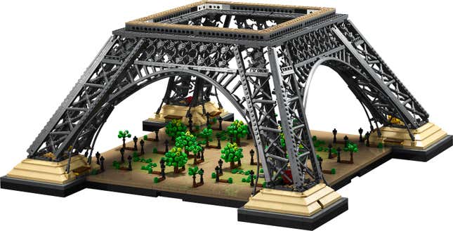 How tall is the LEGO Eiffel Tower: A photo series - Jay's Brick Blog