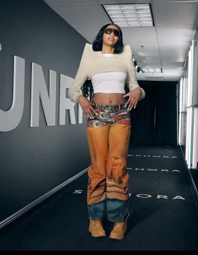 Image for article titled WNBA Star Angel Reese&#39;s Best and Worst Style Moments