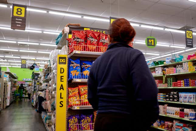 Image for article titled Dollar General earnings are good news for investors — and bad news for the economy