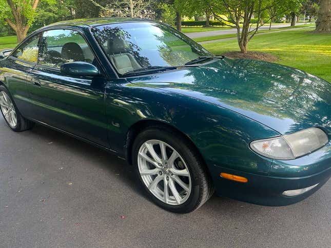 Image for article titled At $7,800, Do You Love This Low-Mileage 1996 Mazda MX-6 LS?