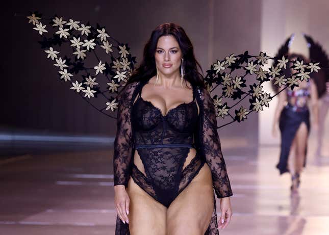 Ashley Graham on the runway at the Victoria’s Secret Fashion Show held at the Brooklyn Navy Yard on October 15, 2024 in New York, New York.