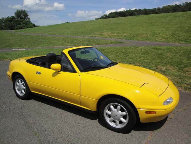 This 42,000-Mile Yellow Mazda Miata Is A Rare Time Capsule