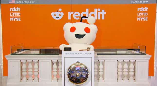 Image for article titled Reddit&#39;s stock price popped almost 50% after its IPO