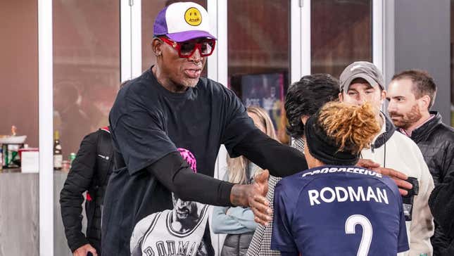 Bild für Artikel mit dem Titel Dennis Rodman reagiert auf die Vorwürfe gegen Trinity Rodman, sein Vater sei ein Versager