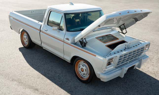 Image for article titled Ford Shows Off Their Electric Crate Motor In A Fantastic Resto-Mod 1978 F-100 Truck