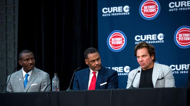 Image for article titled The NBA trade deadline was a bit of a dud, but here&#39;s a look at who won and who flopped horribly