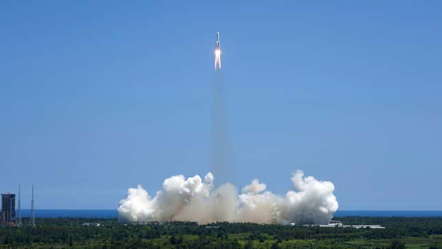 Launch of the Long March 5B rocket on July 24, 2022.