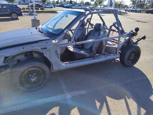 Image for article titled At $1,800, Could This 1992 Nissan Sentra ‘Dune Buggy’ Be All The Car You Need?