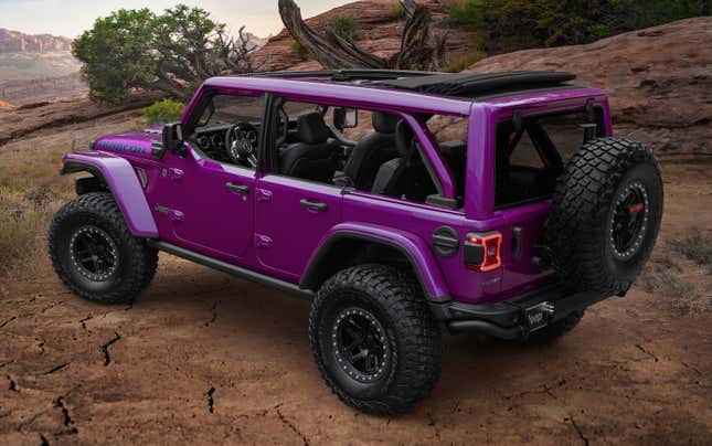 Image for article titled Just a Ton of Photos of the 2023 Easter Jeep Safari Concept Rigs