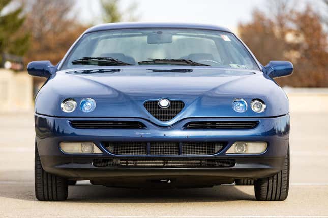 1996 Alfa Romeo GTV Coupe front