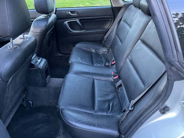 Image for article titled At $4,500, Is This 2005 Subaru Outback Limited An Upfront Deal?