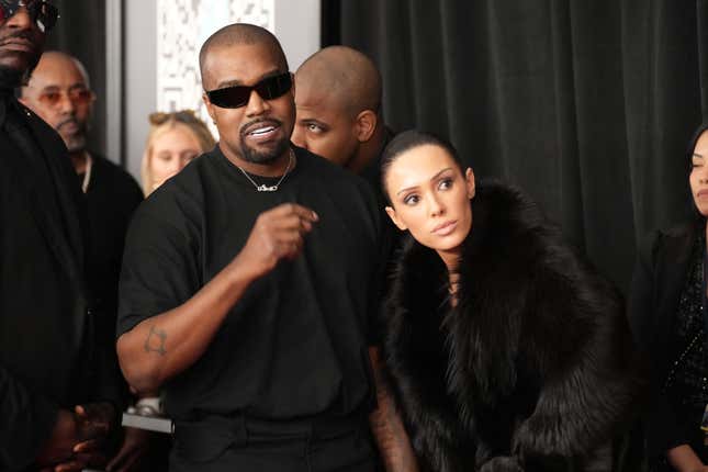 Image for article titled Kanye&#39;s Wife Bianca Censori Speaks Out On The &#39;Crying For Help&#39; Post