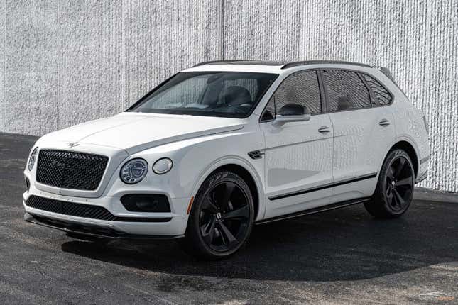 Image for article titled Someone Paid $2,300 Per Month In Depreciation To Drive This Bentley Bentayga