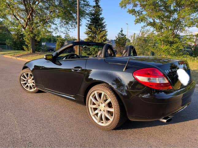 Image for article titled Mercedes-Benz 350 SLK, Volkswagen Polo SDI, Imperial Crown: The Dopest Vehicles I Found For Sale Online