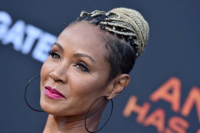 WESTWOOD, KALIFORNIEN – 20. AUGUST: Jada Pinkett Smith besucht die LA-Premiere von Lionsgates „Angel Has Fallen“ am 20. August 2019 im Regency Village Theatre in Westwood, Kalifornien. 