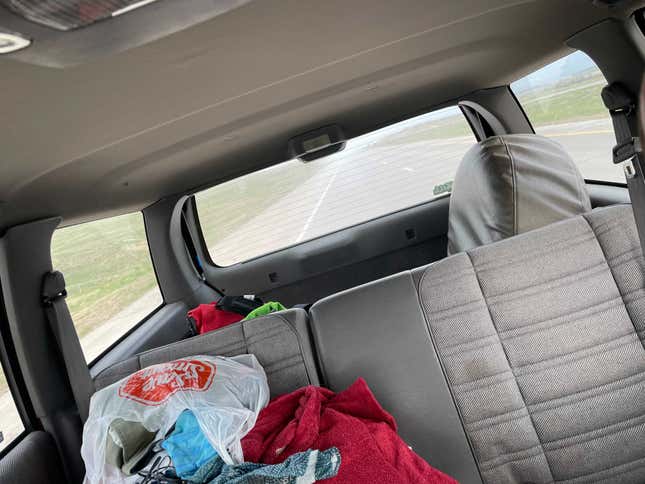 Image for article titled I Fixed This Dying 'Holy Grail' Jeep With $10 In Parts From Home Depot