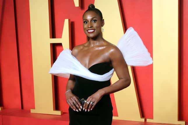 Issa Rae attends the 2024 Vanity Fair Oscar Party hosted by Radhika Jones at Wallis Annenberg Center for the Performing Arts on March 10, 2024 in Beverly Hills, California.