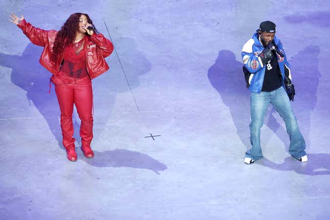 SZA and Kendrick Lamar perform onstage during Apple Music Super Bowl LIX Halftime Show at Caesars Superdome on February 09, 2025 in New Orleans, Louisiana.