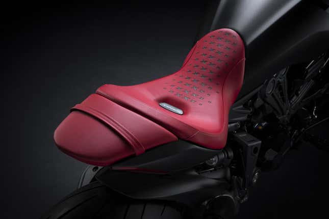 Image for article titled Ducati Partnered With A Furniture Company To Develop The Ultra-Lux Limited XDiavel Nera