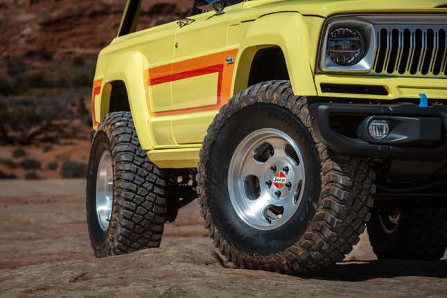 Image for article titled Just a Ton of Photos of the 2023 Easter Jeep Safari Concept Rigs