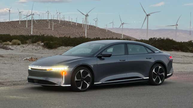 Image for article titled Watch A Lucid Air Pure RWD Go From 0 To 65 MPH And Back To 0 Using Just Regen Braking