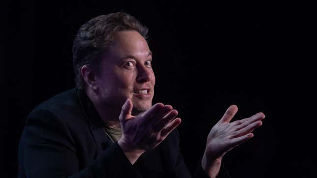 Elon Musk, co-fondateur de Tesla et SpaceX et propriétaire de X Holdings Corp., s’exprime à la conférence mondiale du Milken Institute au Beverly  Hôtel Hilton, le 6 mai 2024 à Beverly Hills, Californie. Le