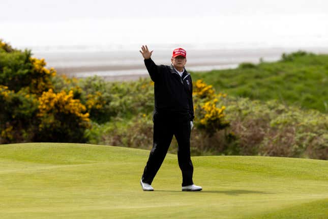 Image for article titled Vietnam approves a $1.5 billion Trump golf resort project as tariff talks loom