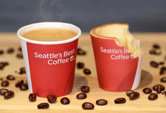 Regular cup vs. Scoff-ee cup