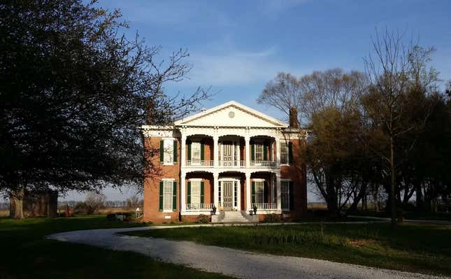 Image for article titled From Nottoway To Monticello,15 Slave Plantations With Brutal Backstories