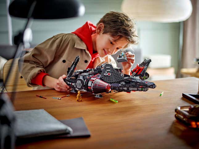 Image for nonfiction  titled Of Course Lego&#39;s New Star Wars Sets Come With Darth Jar Jar