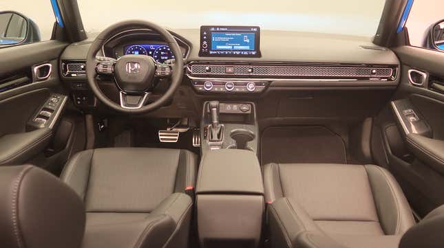 Image for article titled This Is The 2022 Honda Civic Hatchback And Yes It Comes With A Stick Shift