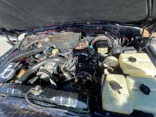 Image for article titled At $13,750, Is This 1991 Jeep Grand Wagoneer An Even Grander Bargain?
