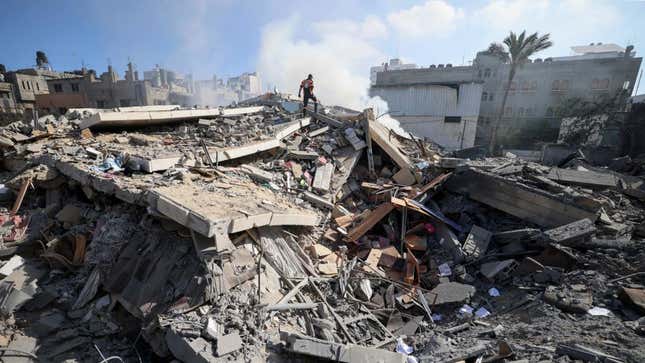 Image for article titled As Gaza Burns, Twitch Charity Streams For Palestine Remain Few And Far Between