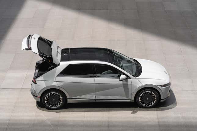 Image for article titled The Hyundai Ioniq 5 Is An All-Electric Car That Might Also Be Good For America