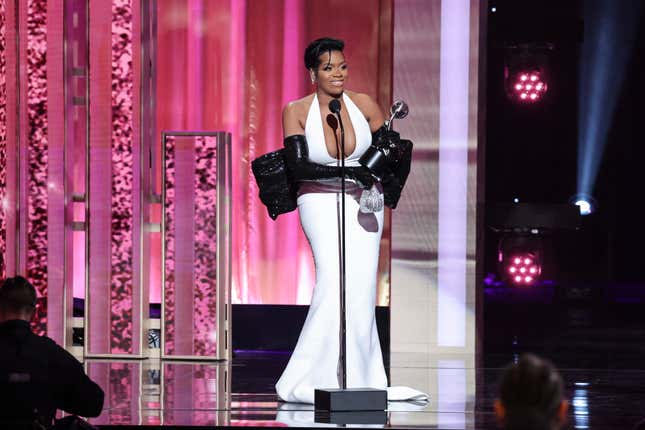 Fantasia Barrino aux 55e NAACP Image Awards qui se sont tenus au Shrine Auditorium le 16 mars 2024 à Los Angeles, en Californie.