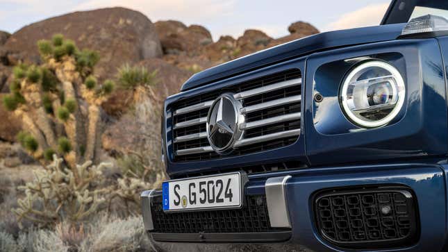 Grille and front bumper of a 2025 Mercedes-Benz G550