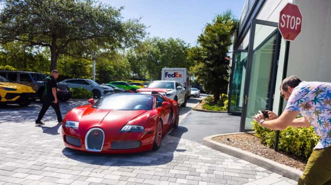 Image for article titled Here&#39;s What It&#39;s Like To Buy Justin Bieber&#39;s Bugatti