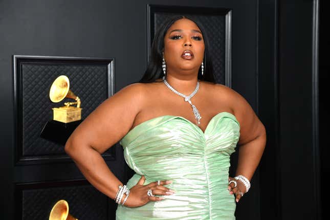 Lizzo asiste a la 63.ª Entrega Anual de los Premios GRAMMY en el Centro de Convenciones de Los Ángeles el 14 de marzo de 2021 en Los Ángeles, California.