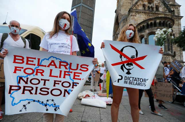 Protest against police violence and to reject the Belarusian presidential election results, in Berlin