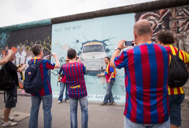 Image for article titled This famous section of the Berlin Wall is now fenced off