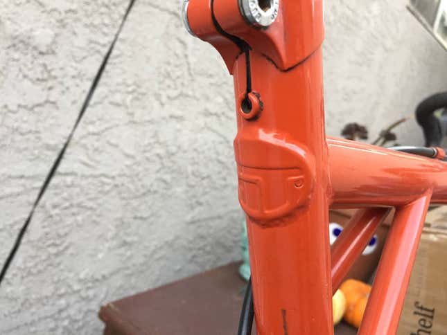 Image for article titled Please Buy This $700 Team Saturn Race Bike So I Don't Have To