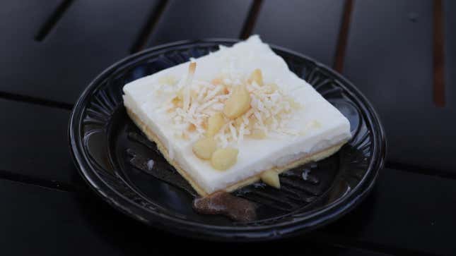 Image for article titled 6 of the Best Foods at EPCOT’s Festival of the Holidays