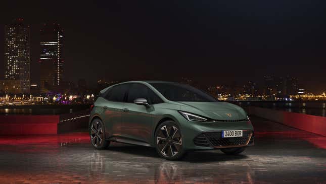 A render of the Cupra Born VZ electric hatchabck. 