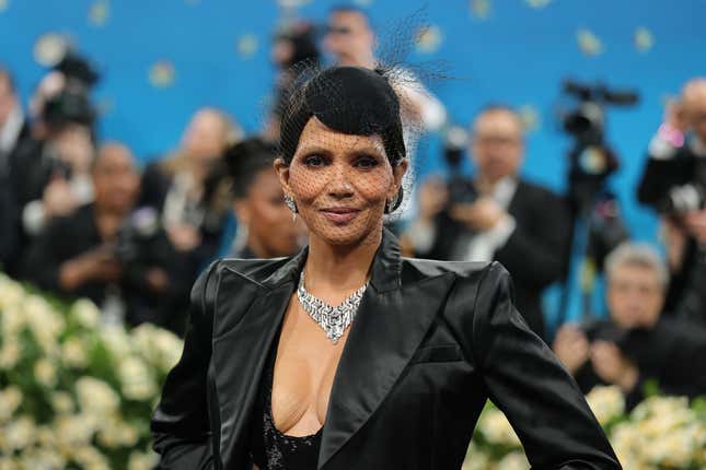 Image for article titled 2025 Met Gala Trainwrecks