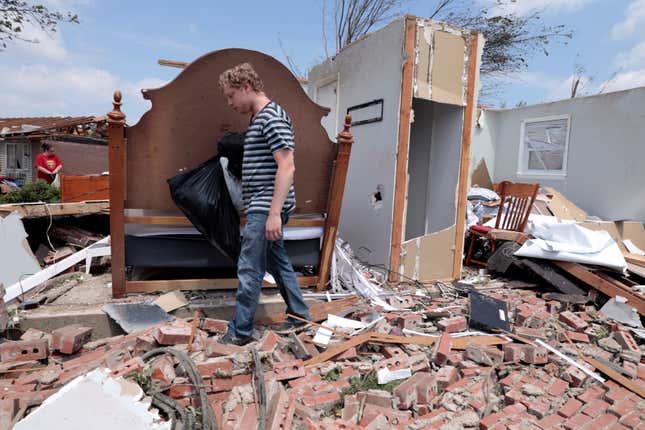 Image for article titled Photos: 12 days of powerful tornadoes from Texas to Pennsylvania