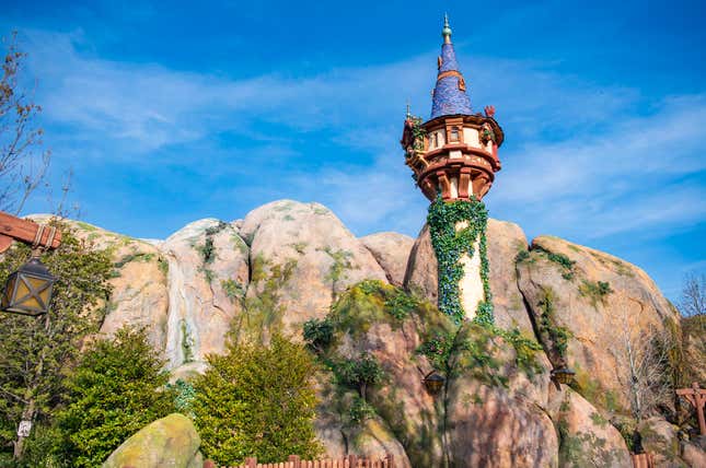 Festival Lentera Rapunzel di Tokyo Disney Fantasy Springs